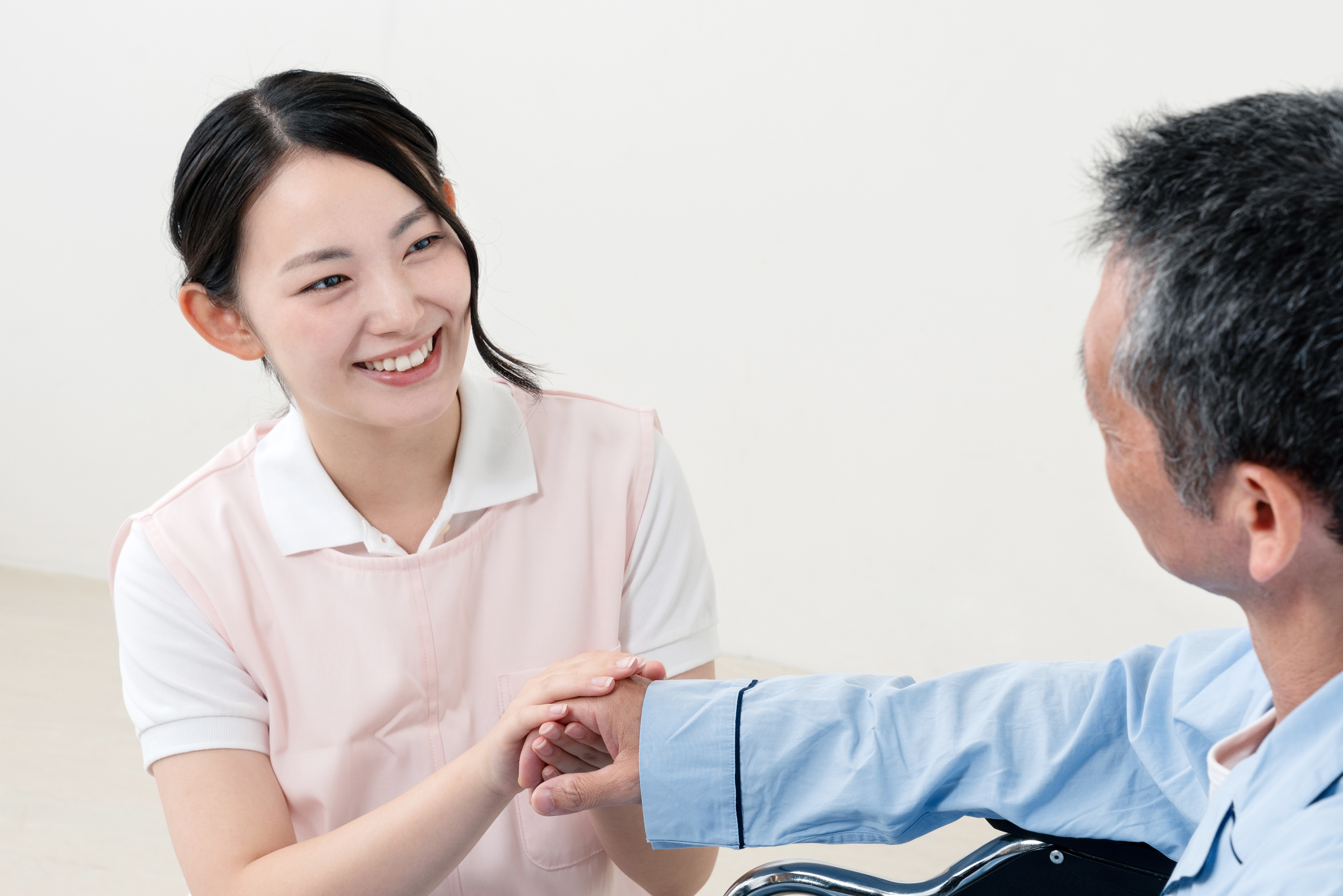 介護の夜勤ってしんどい 何しているのか謎だから実際に働いてみた